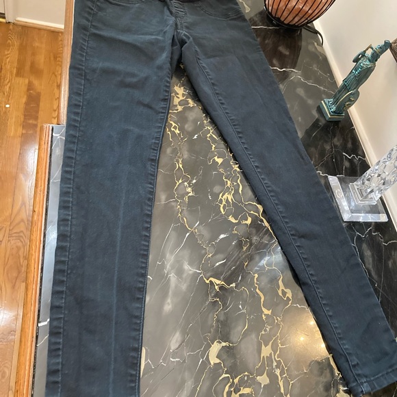 Maternity Jeans Bundle Small (4 pair) - Picture 9 of 10